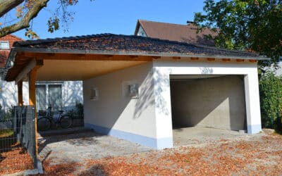 Carport an Grundstücksgrenze